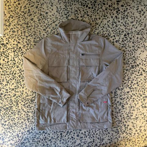craighoppers jacket, size Uk M. New condition with tag still on.