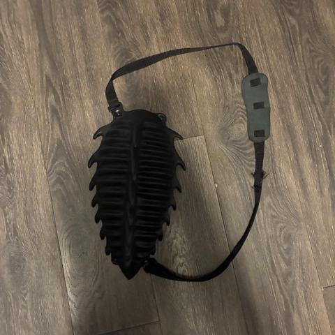 Craig Morrison - “The Millenium Bug Bag” 

This is one of the old bags not from recent drop, missing strap everything else is fine. Feel free to send me offers and questions :}

#craigmorrison #iswn #bleood #archive #bugbag