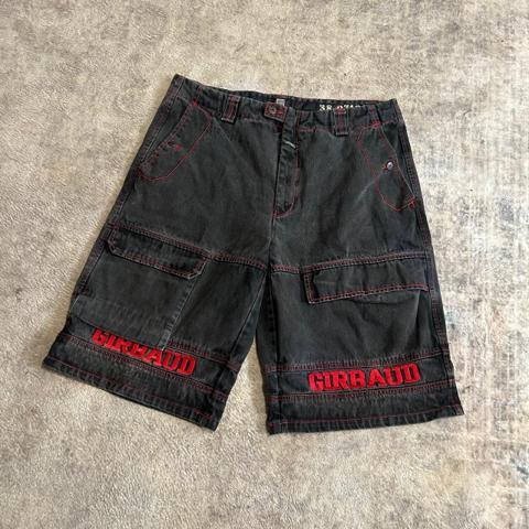 Vintage 2000s black and red embroidered Marithé François Girbaud baggy jorts size 40








#retro #y2k #denim #skate #casual