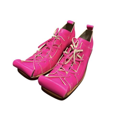 Beauty beast pink scrolls 
Sz9
20471120 Yuji yamada bio politics cyberdog fotus evangelion type beat 

pink, combat boots, chunky, platform, bold, statement, grunge, techwear, streetwear, vibrant