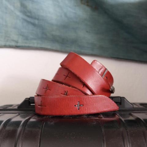 m.a+ by Maurizio Amadei
Red Leather Belt

Rare
19 holes

Paypal preferred

#m.a+#maurizioamadei#rare#leather#belt