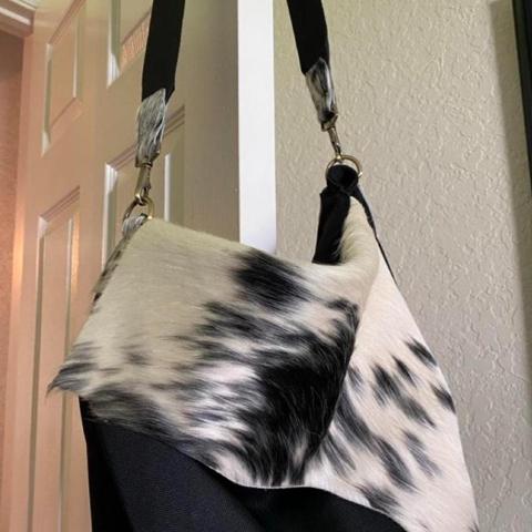 SLOW WEAR 

Cowhide messenger bag. 

#Japanese #streetwear

IFSIXWASNINE SHARESPIRIT 14THADDICTION VERONICA BUFFALOBOBS VANQUISH KMRII OBELISK D&G CAVALLI FUGA DUARTE INTHEATTIC MURDERLICENSE MIDAS SEMANTICDESIGN TORNADOMART VANQUISH MIDAS LGB DOLCE&GABBANA