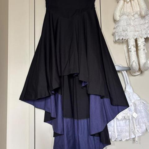 bpn corset boned high-low navy inner skirt
asymmetrical maxi skirt with corset 

 Black peace now 

Waist <70cm 
Length 90

This piece was featured in Gothic Lolita Bible 008

 #asymmetrical #corset