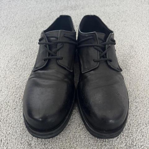 Troubled Waters x Deriv Trooper Derby
Size 41, not enough use for this as it’s a size too big for me 

Lots of life left on this, very nice horsehide

#derby #guidi #black #deriv #troubledwaters