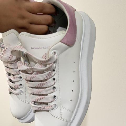 Alexander McQueen oversized sneaker