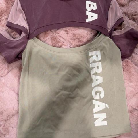 •Barragan shirt in size S
•Purple and light green !!
#barragan #colorblock