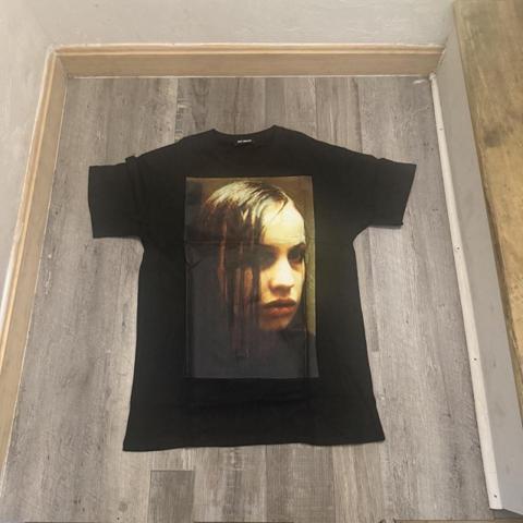 AW18 Raf Simons Christiane F. Wet Hair T-Shirt

Size: Medium
Condition: Good condition

Measurements:
Pit to pit: 25 inches
Length: 31 inches

Available for same-day shipping
Open to offers
DM before buying so I can turn off boost