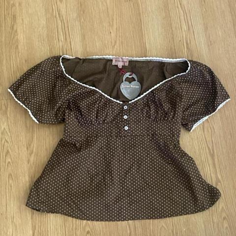 Super cute Romeo Romeo brown polka dot blouse/baby doll top with white trim

(msg me before buying) 
brand new still with tags! 


size XL