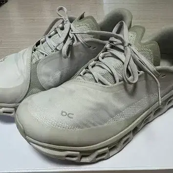 온러닝 X 파프 클라우드몬스터 2/키스 클라우드존