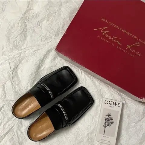 (42) Martine Rose 마틴로즈 체인 로퍼 뮬