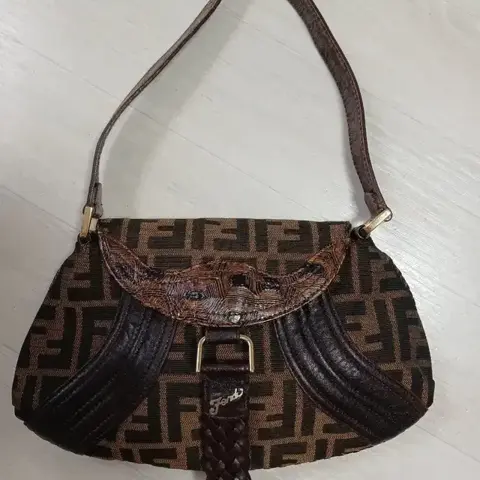 FENDI 펜디 주카 숄더백 토트백