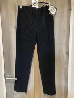 オムプリッセイッセイミヤケ プリーツパンツ 黒　サイズ3 新品