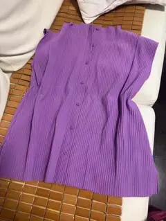 me ISSEY MIYAKE プリーツ ノースリーブシャツ パンツ　セット