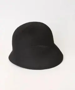CFCL Mesh Knit Asymmetric Hat