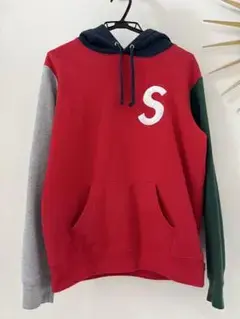 Supreme フード付きパーカー
