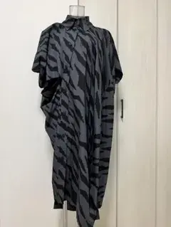 Vivienne Westwood タイガーストライププリントカットアウトドレス