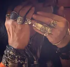 【Share Spirit】Antique Royal Coin Ring13号