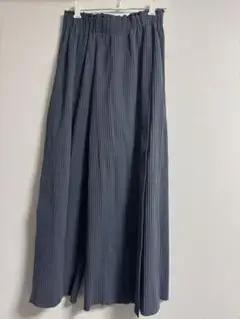 ISSEY MIYAKE me プリーツパンツ グレー