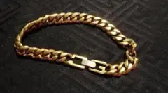 Givenchy ゴールドカラー チェーンブレスレット