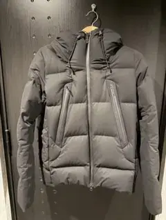 DESCENTE ALLTERRAIN 水沢ダウン マウンテニア Lサイズ 黒