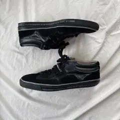 Hiromutakahara skull studs sneaker