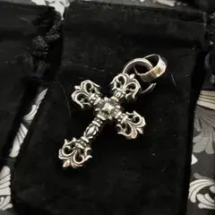 CHROME HEARTS xsフィリグリークロス ベイル　ペンダントトップ