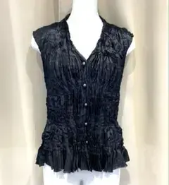 ISSEI MIYAKE　FETE　プリーツベスト　ノースリーブトップス　02