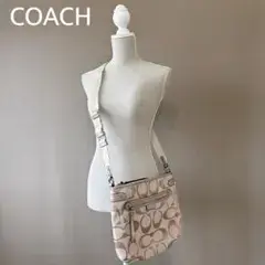 【COACH コーチ】ベージュ　ピンク　バッグ　ショルダーバッグ　カジュアル