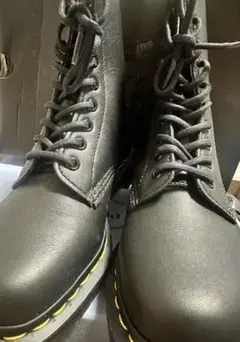 Dr. Martens Y's 10 EYE ブーツ ブラック