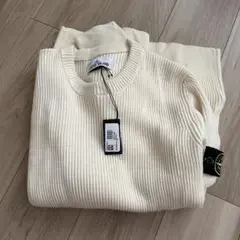 新品タグ付きSTONE ISLAND ニットセーター