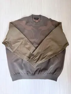 デサントオルテライン ニット