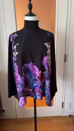 TOKUKO花柄 ハイネック カットソー