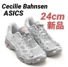 新品　セシリーバンセン　Asics Gel-Cumulus 16 24 シルバー