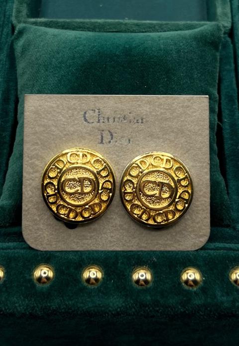 RARE VINTAGE DIOR CLIP EARRINGS CD MONOGRAM GOLD PLATED gallery