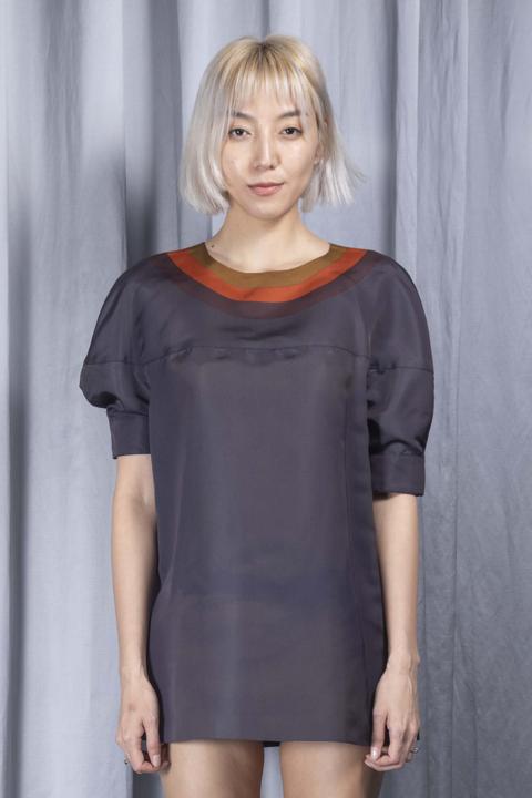 PRADA
Printed-collar faille tunic
S/S 2007
800,00
€
